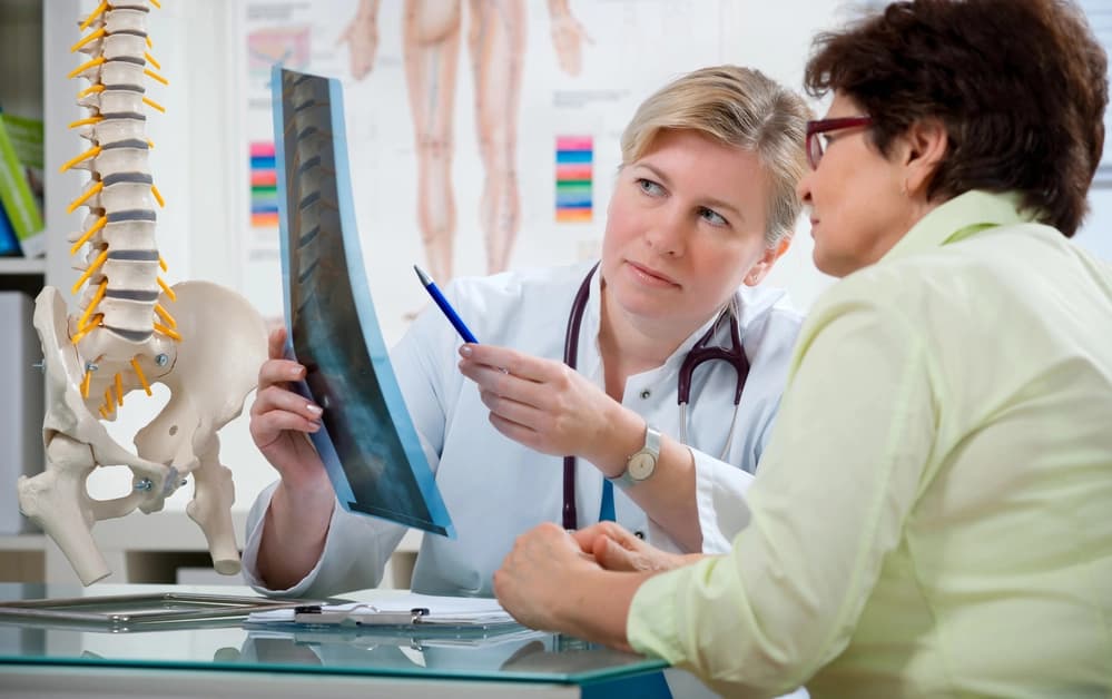 Osteopath vs. Chiropractor: Which Is Right for Me?
