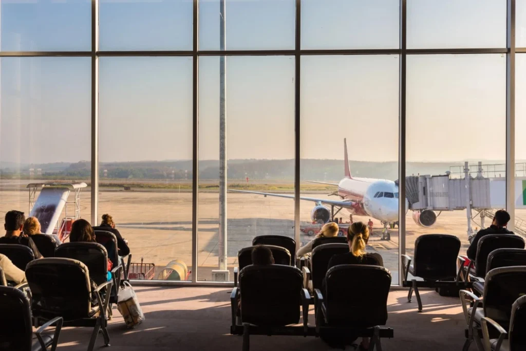 Avoiding Back Pain During Long Flights: 10 Ways to Protect Your Spine Long Flights, Bountiful, Utah